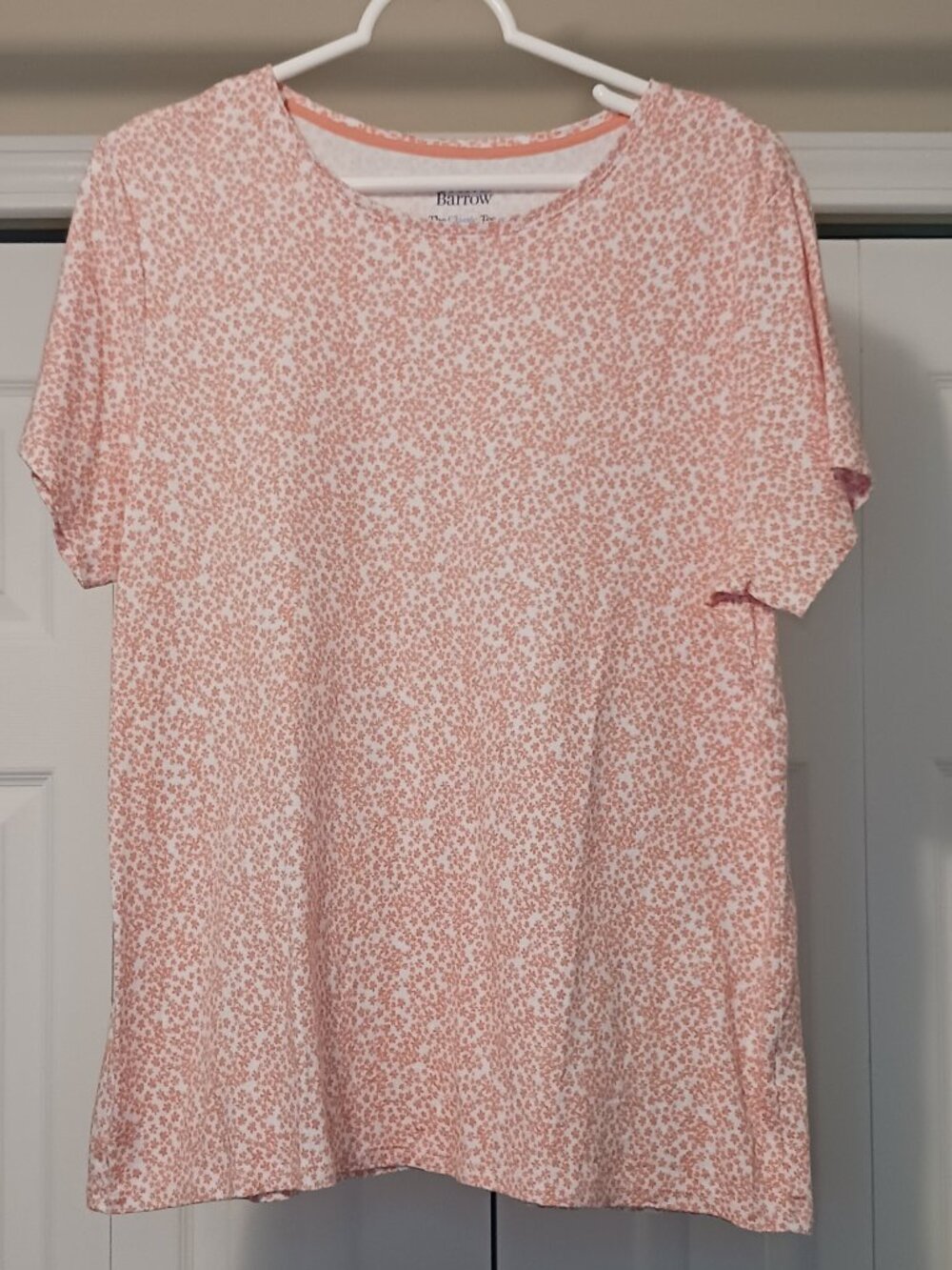 #192 3/$18 - Croft & Barrow Peach/White Short Sleeve Top Size XL
